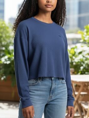 Vans Crop Long Sleeve Size Large Blue Thermal